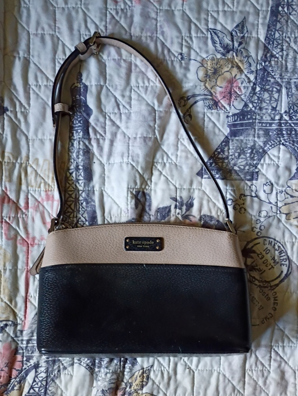 kate spade Black and Light Blush Pink Two-Tone Leather Hand Bag